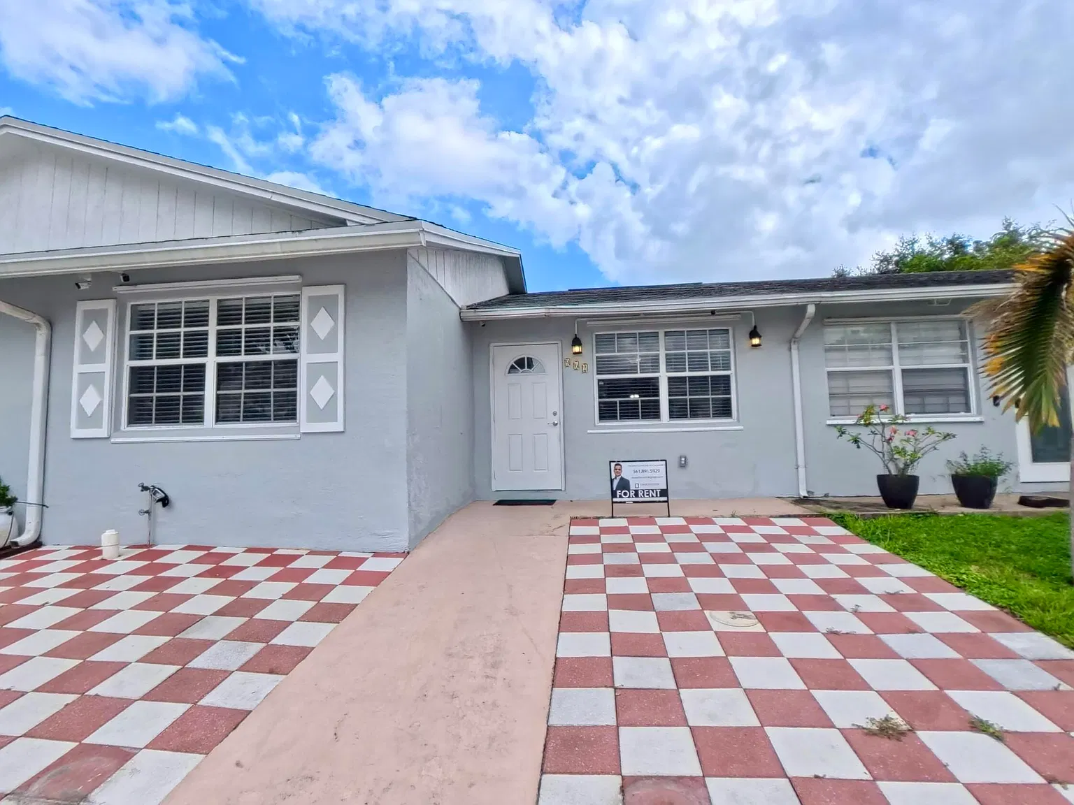 2 bed, 1.0 bath, 767 sqft, $2,150 — Photo 1