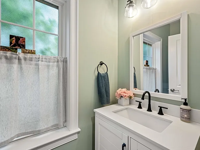 2 Summer Hill Cir #2 — Photo 18