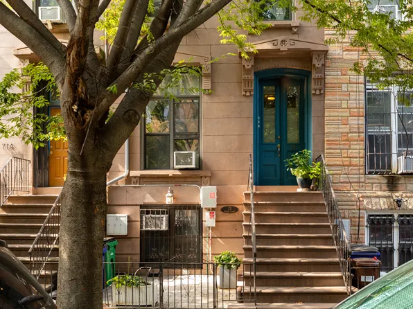 73 Monroe Street image 1 of 13