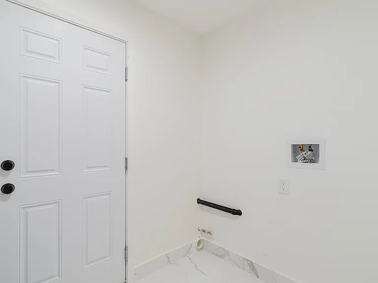 41201 Laidlaw Ln — Photo 23