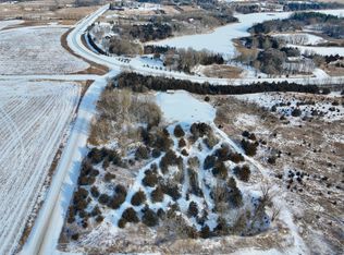 11th St NE, Spicer, MN 56288