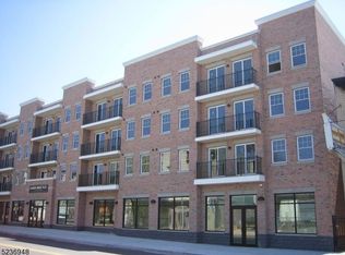 107-109 Harrison Ave #404, Harrison, NJ 07029