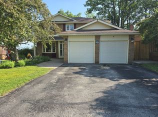 163 Fox Run, Barrie, ON L4N6E3