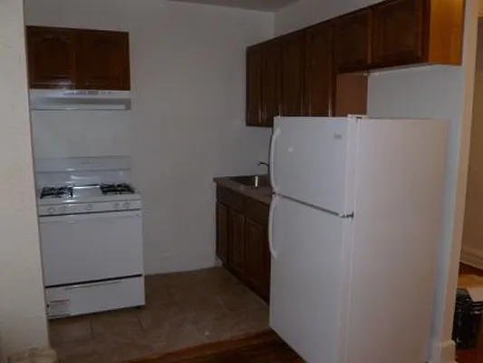 Rented by Arena Real Estate | media 4