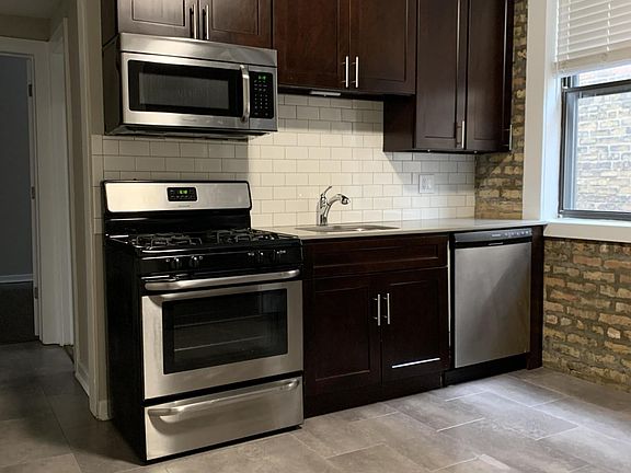 2nd image of 3424 N Elaine Pl APT 1W