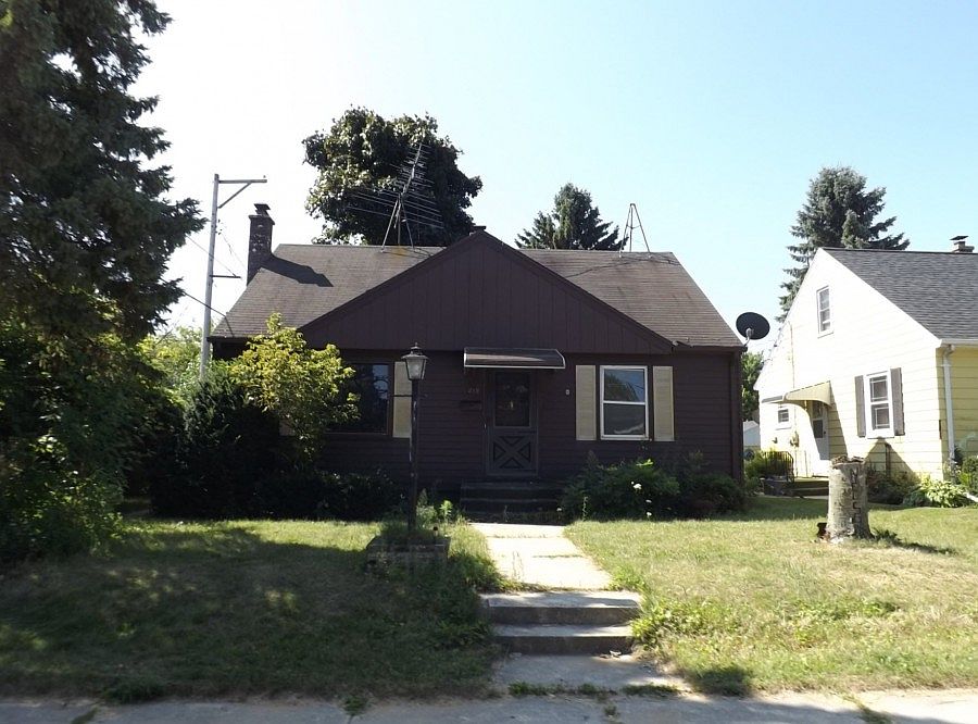 1st image of 819 Humboldt Ave