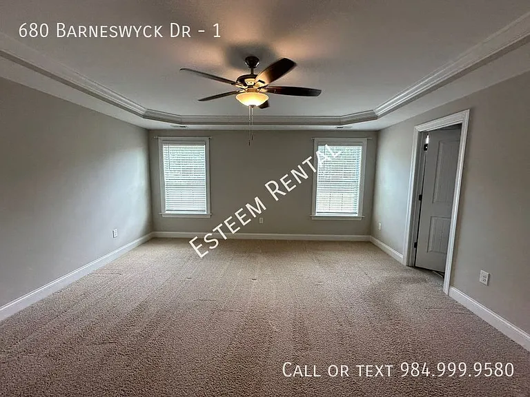 680 Barneswyck Dr #1 — Photo 14