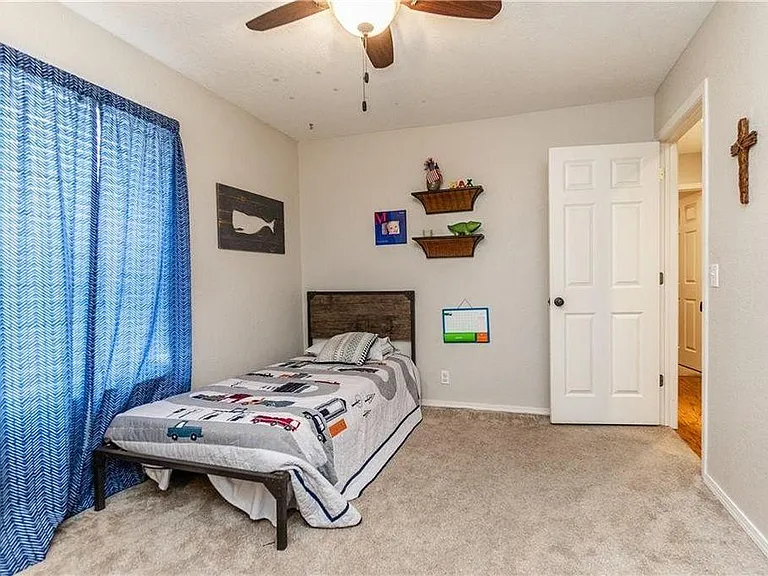 3705 Crail Dr — Photo 10