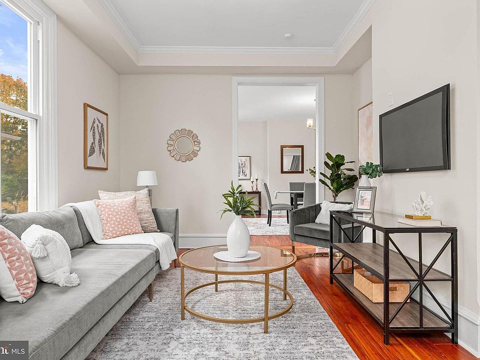 115 President Ave — photo 4