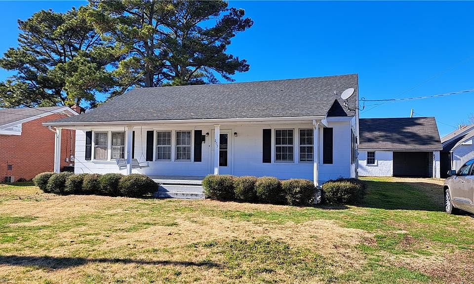 205 Charles St, Hertford, NC 27944 Zillow