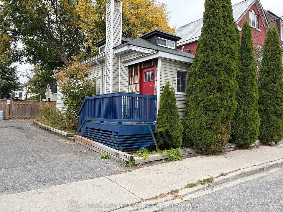 27 Poplar St