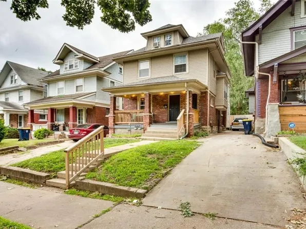 831 W 39th Ter, Kansas City, MO 64111