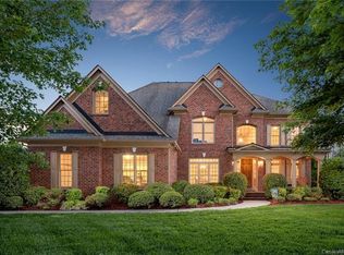 7317 Stonehaven Dr, Waxhaw, NC 28173