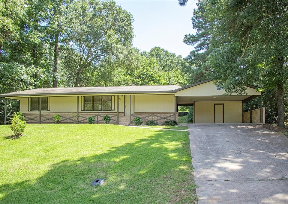 1st image of 3240 Kingston Dr