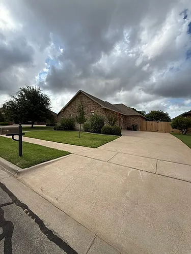 733 Benelli Dr Photo 1