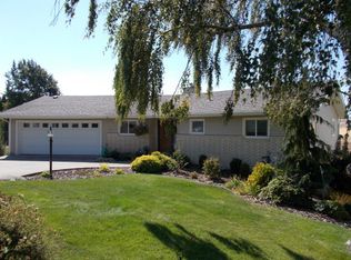 810 E Southview Ave, Colfax, WA 99111