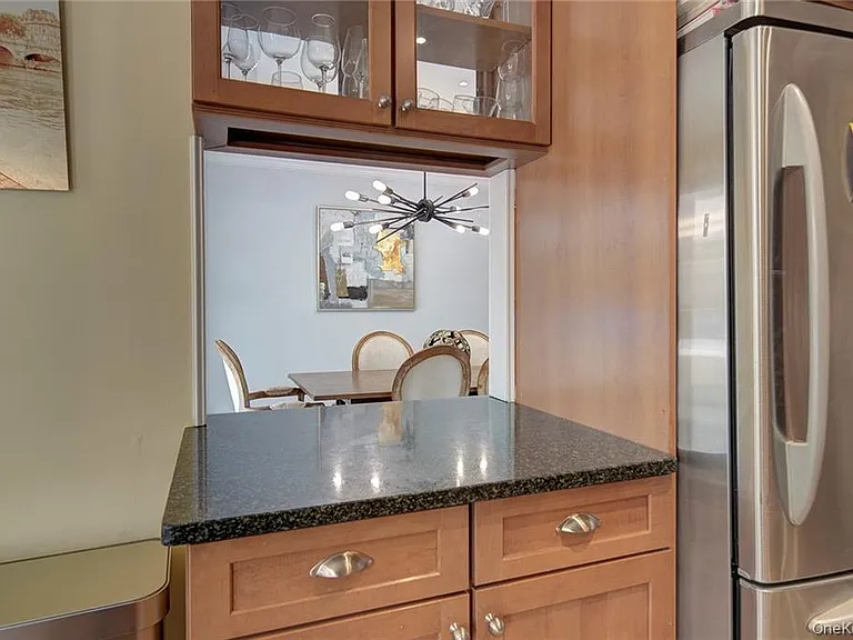 441 Boston Post Rd — Photo 5