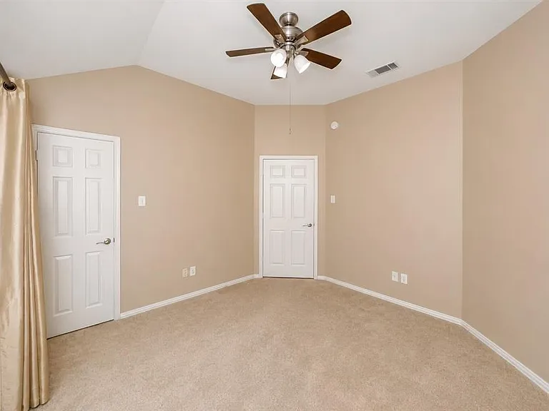 3904 Granby Ln — Photo 18