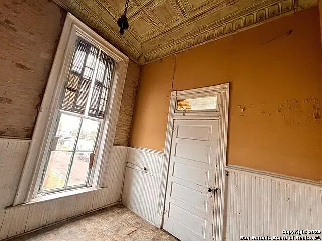 520 Davis Ave #B — Photo 15