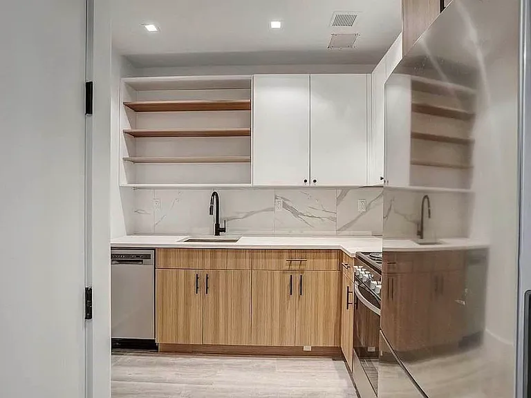 1634 Church Ave #701 — Photo 5
