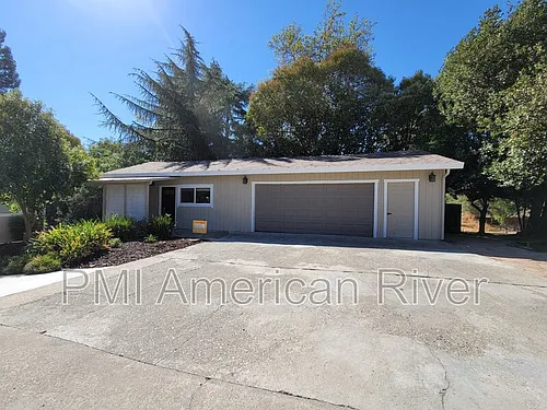 4841 Minnesota Ave #A Photo 1