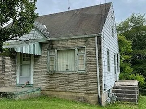 225 Beechwood Blvd, Wintersville, OH 43953