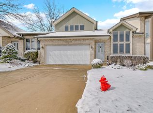 11790 Lighthouse Ln, Palos Heights, IL 60463