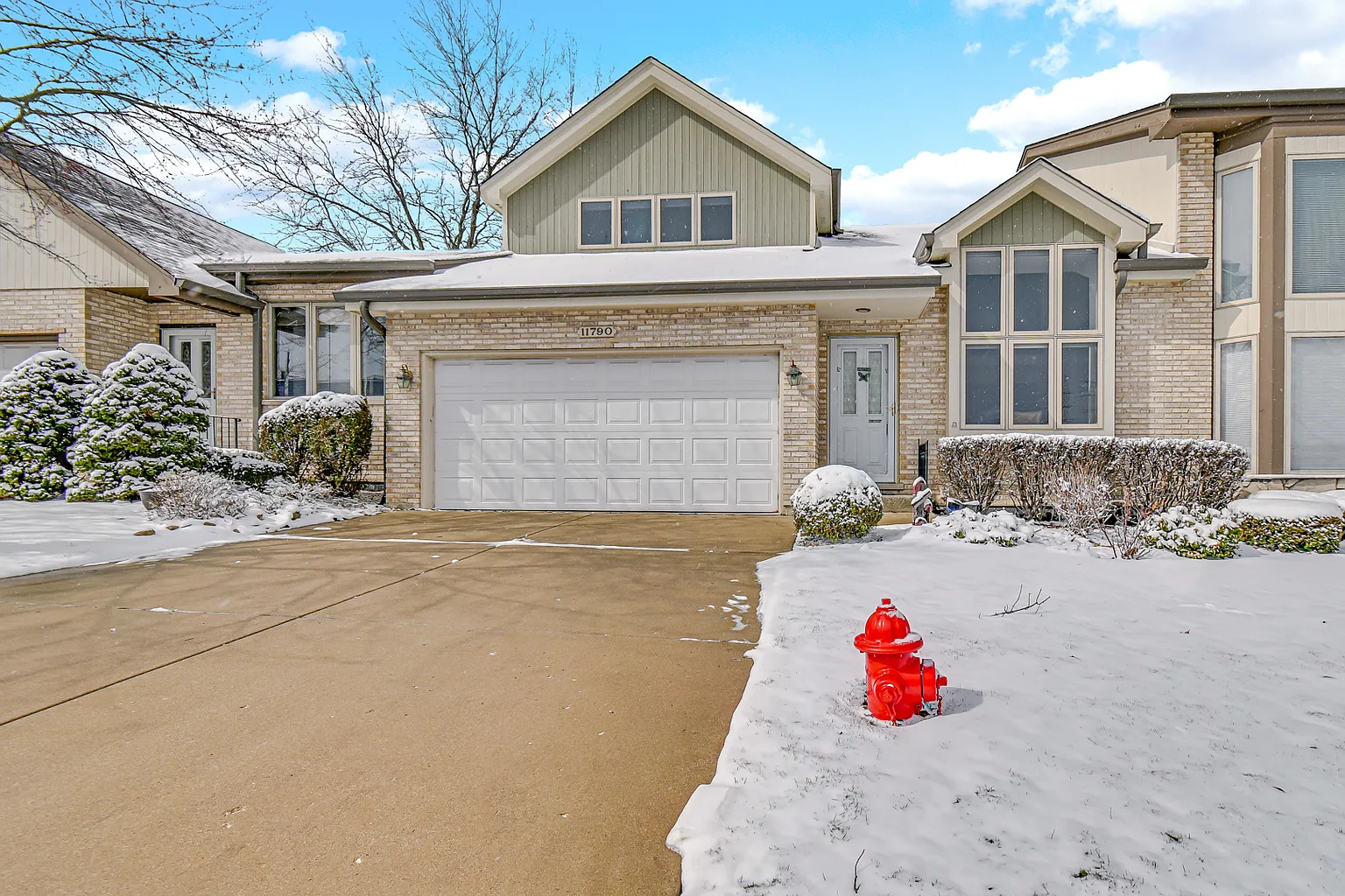 11790 Lighthouse Ln photo 1