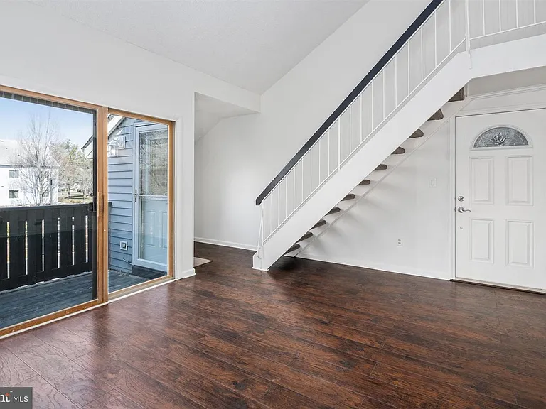 1218 Aspen Dr — Photo 8