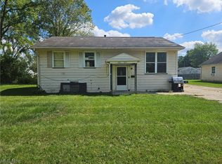 1733 Sweetbrier St SW, Warren, OH 44485