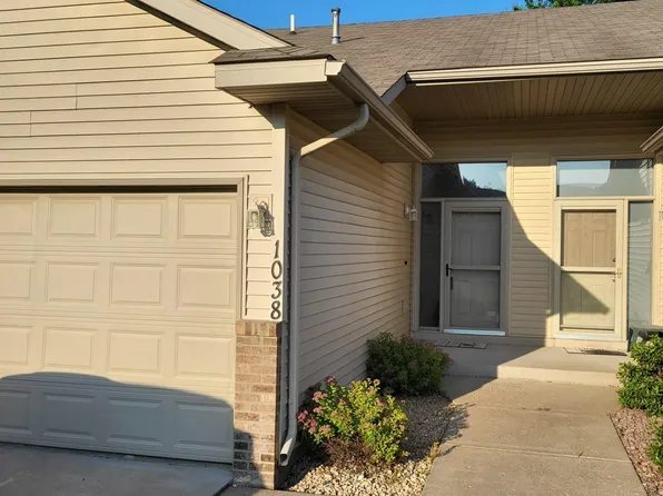 1038 Honeysuckle Ln SE, Cambridge, MN 55008