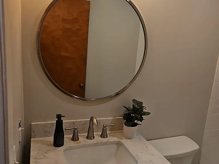 Main bathroom