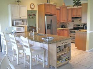 2593 Yarmouth Dr, Wellington, FL 33414
