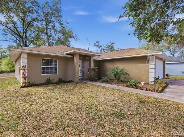 7090 SE 124th Ln, Belleview, FL 34420