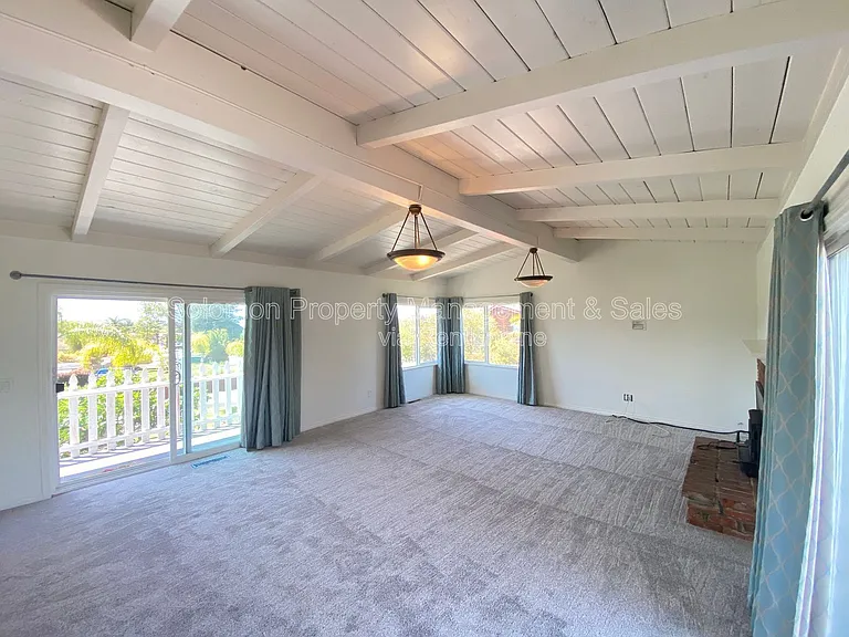 339 Crouch St — Photo 9