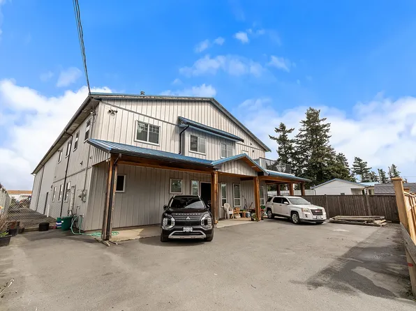 819 Clearbrook Rd, Abbotsford, BC V2T 5X2