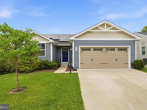 131 Emmet St, Middletown, VA 22645