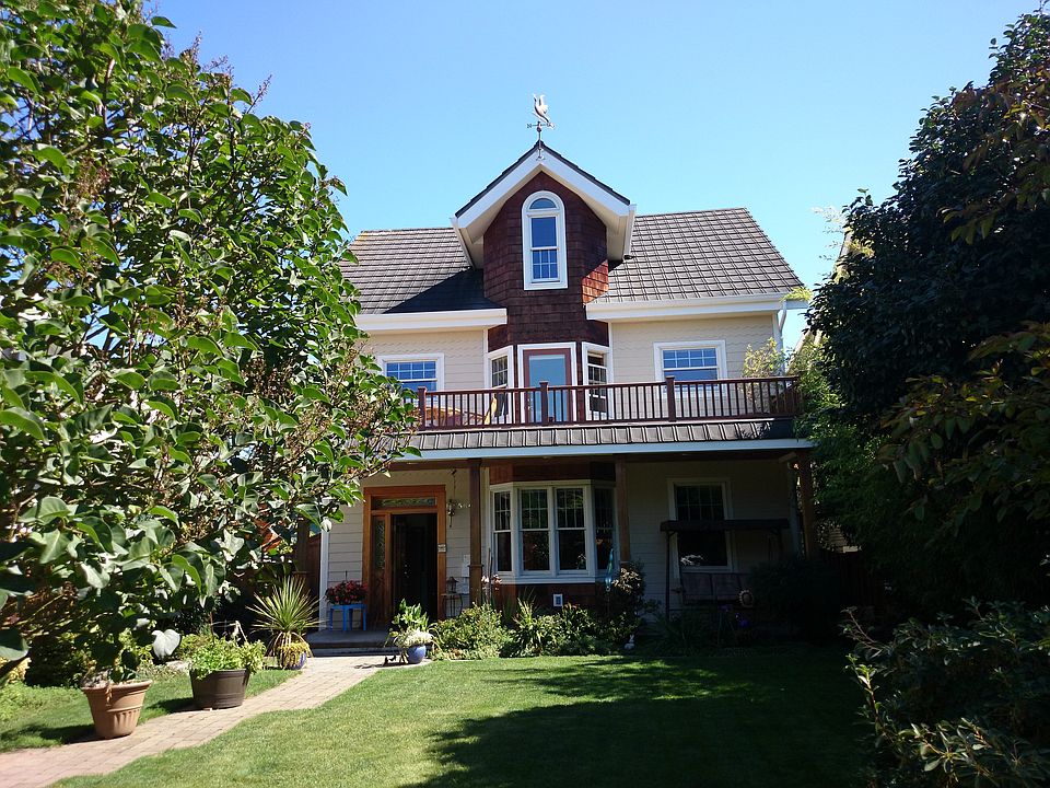 2nd image of 5640 12th Ave NE