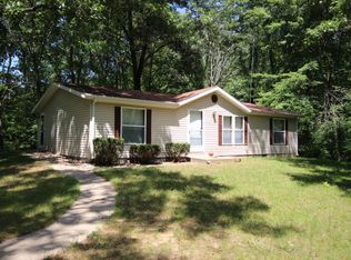 54805 Twin Lakes Rd, Dowagiac, MI 49047