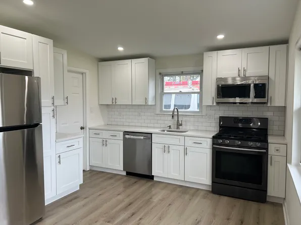 1123 Grant Ave #1, Philadelphia, PA 19115