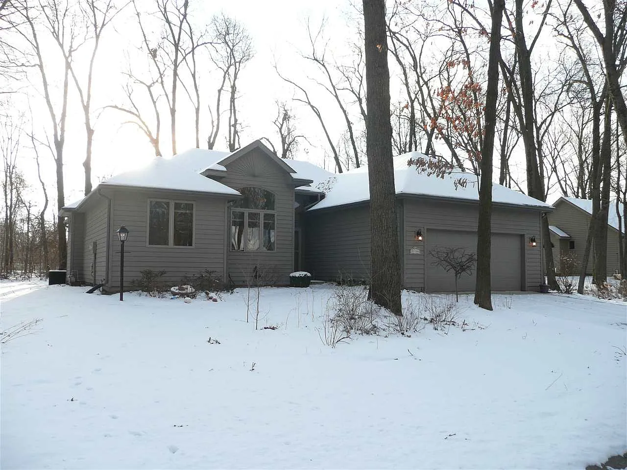 51166 Streamwood Dr photo 1
