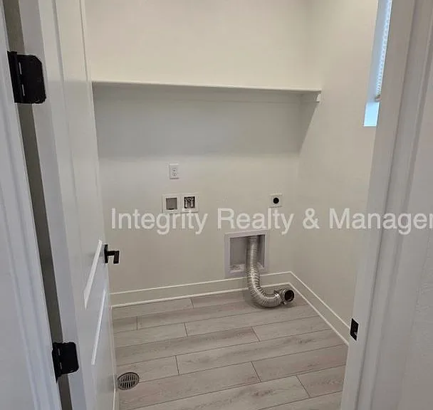 11014 E Hinsdale Cir — Photo 16