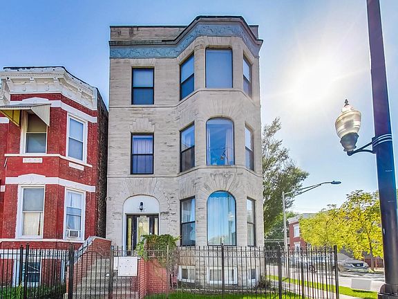 2nd image of 2861 W Warren Blvd #1