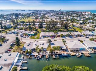440 63rd St, Holmes Beach, FL 34217