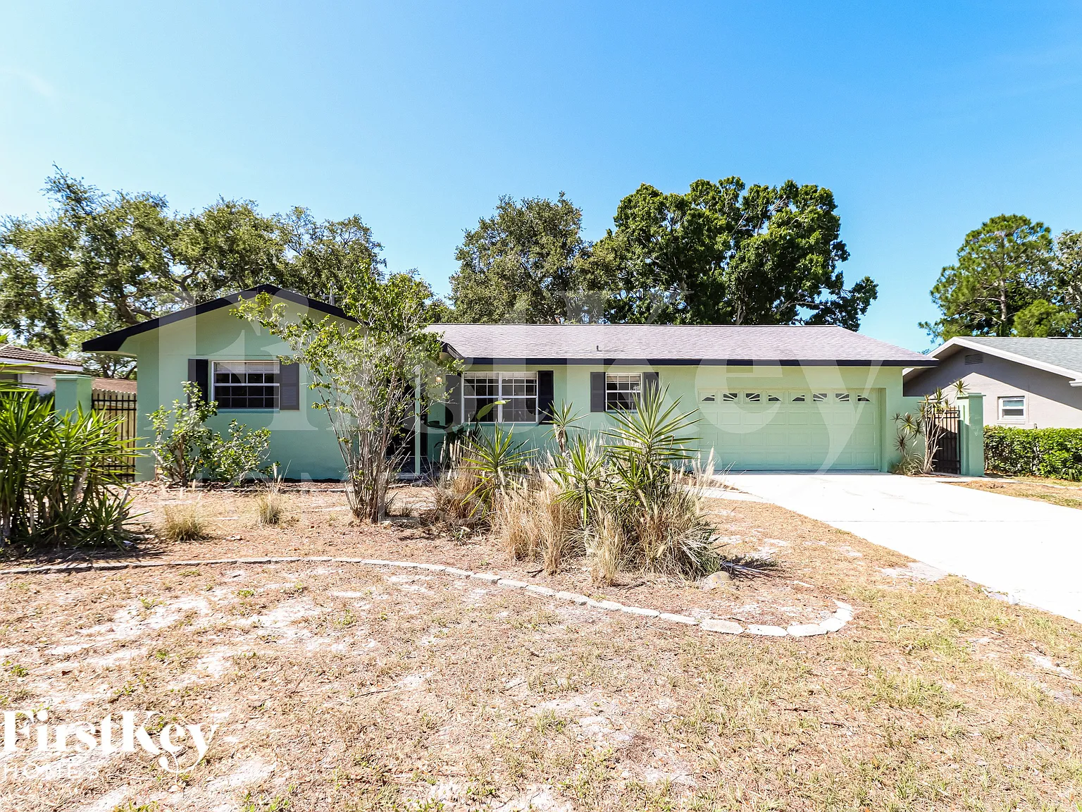 3 bed, 2.0 bath, 1615 sqft, $2,575 — Photo 1