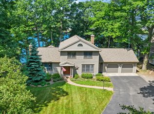 18157 N Fruitport Rd, Spring Lake, MI 49456