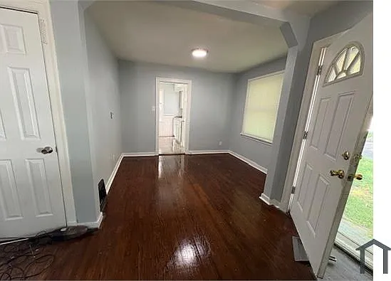450 S Dade Ave — Photo 4