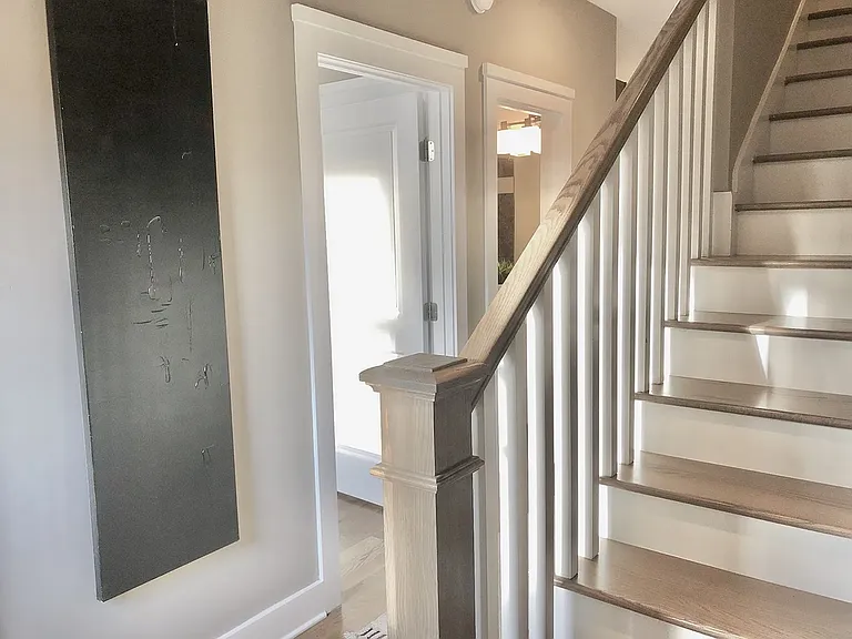 6223 California Ave — Photo 23