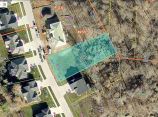 3063 Dell Ridge Ln, Hiawatha, IA 52233