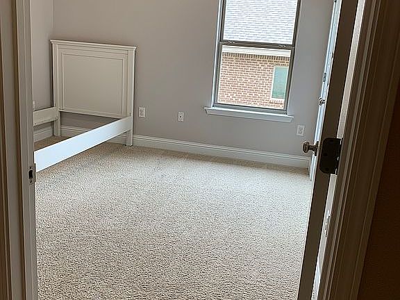 3rd image of 31663 Buckingham Blvd